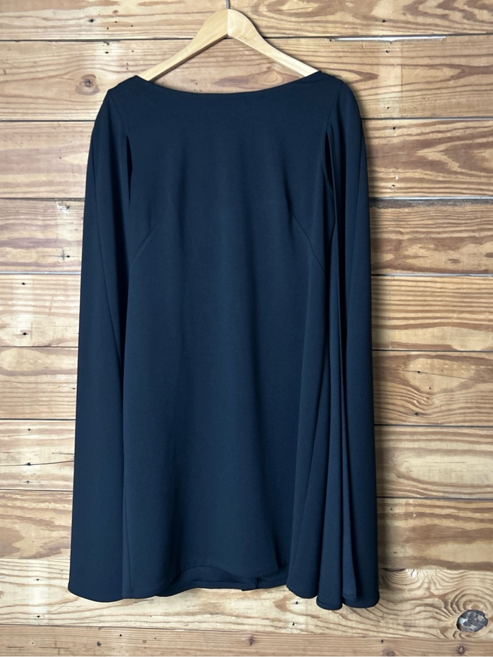 Adrianna Papell Black Long-Sleeve Shift Dress